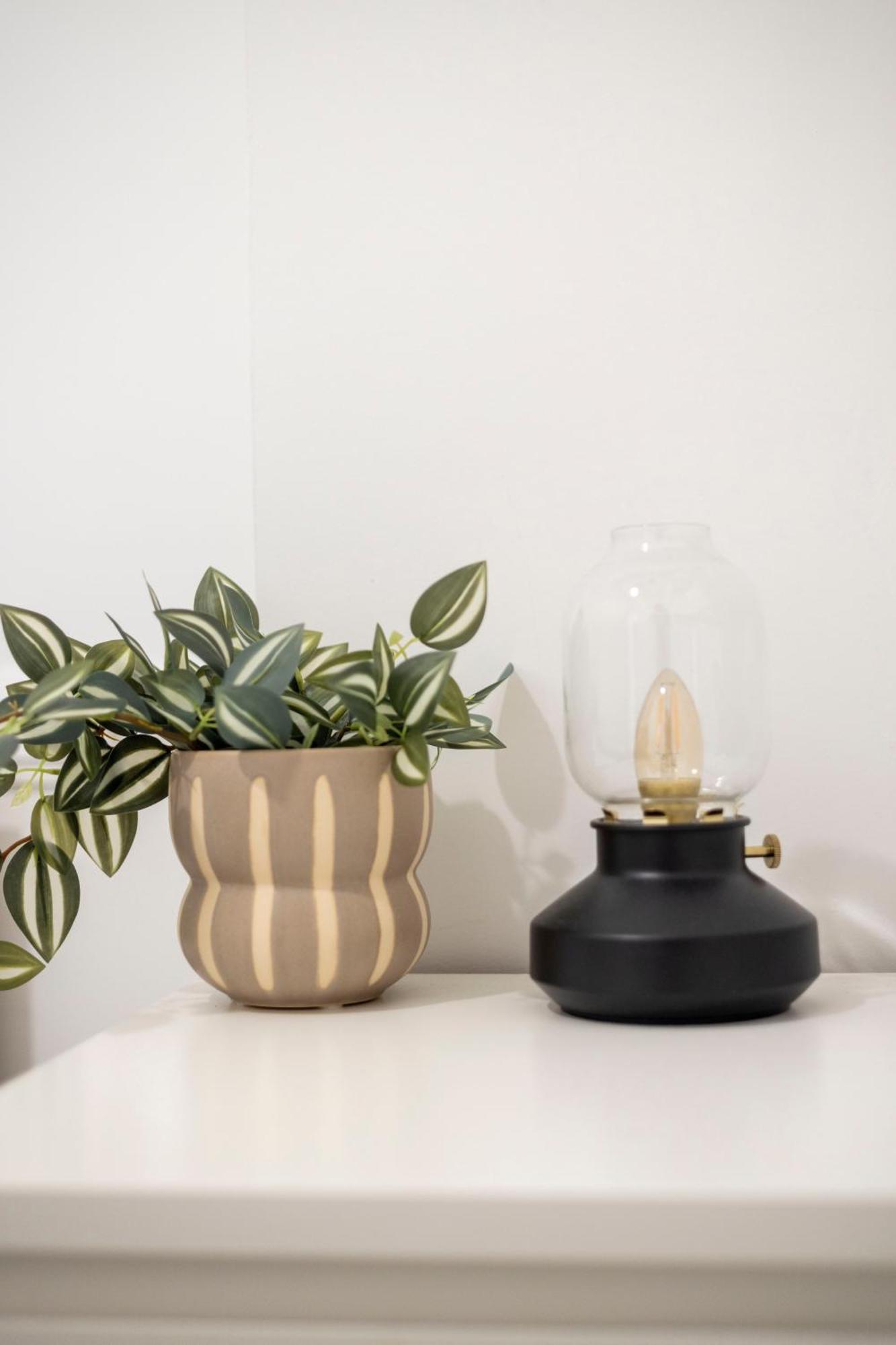 Charming & Cozy Central 1Bedrm Suites ブダペスト エクステリア 写真
