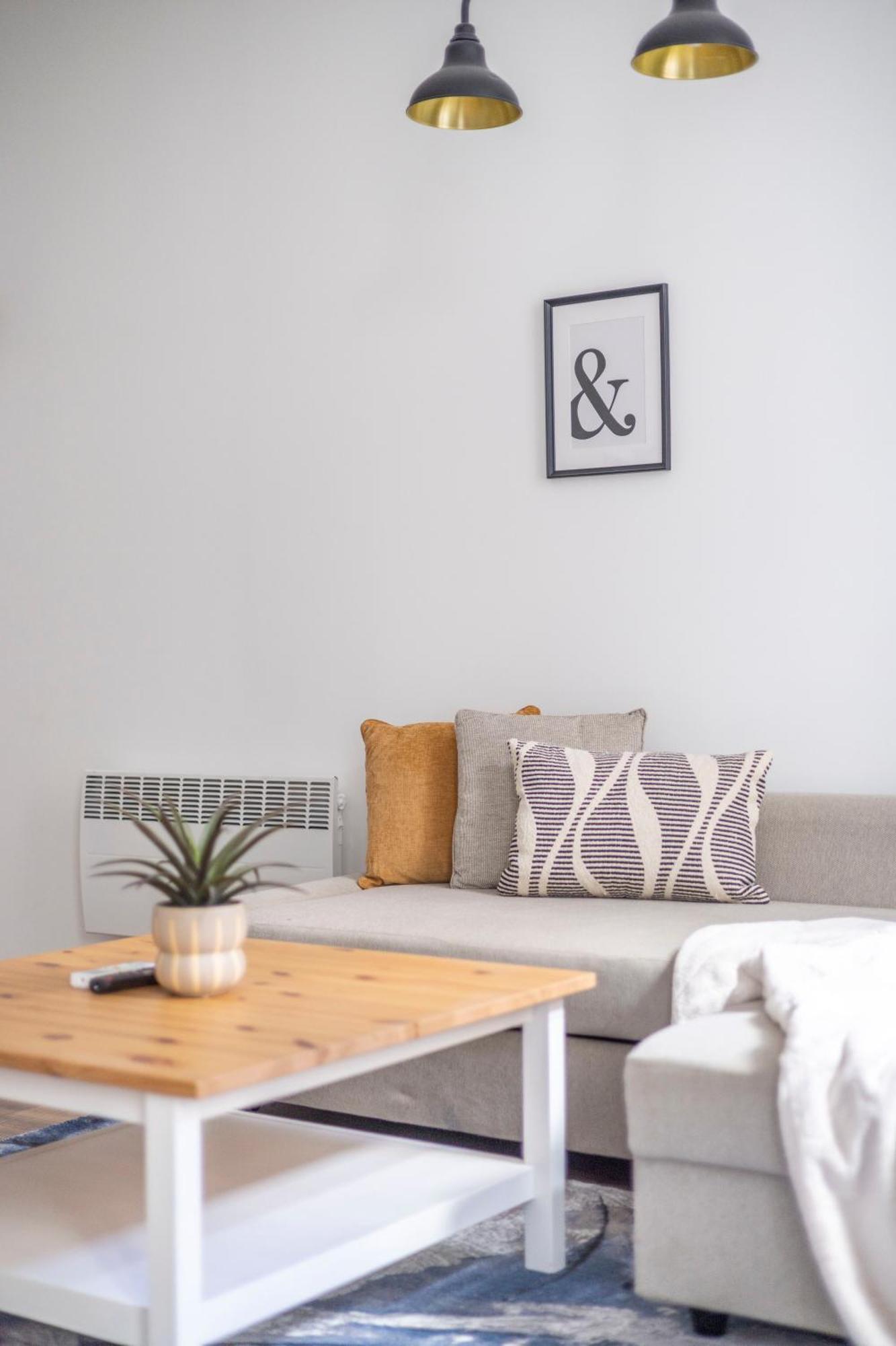 Charming & Cozy Central 1Bedrm Suites ブダペスト エクステリア 写真